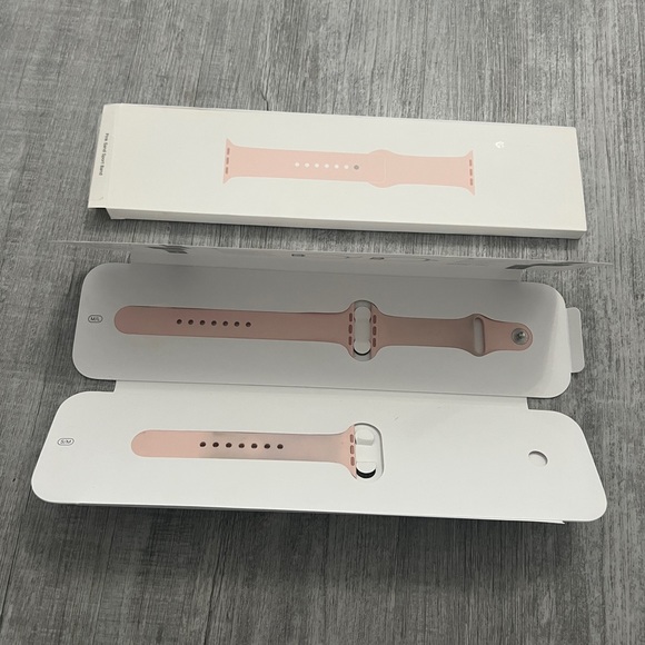 apple watch series 5 44mm (GPS + Cellular) - Picture 3 of 6